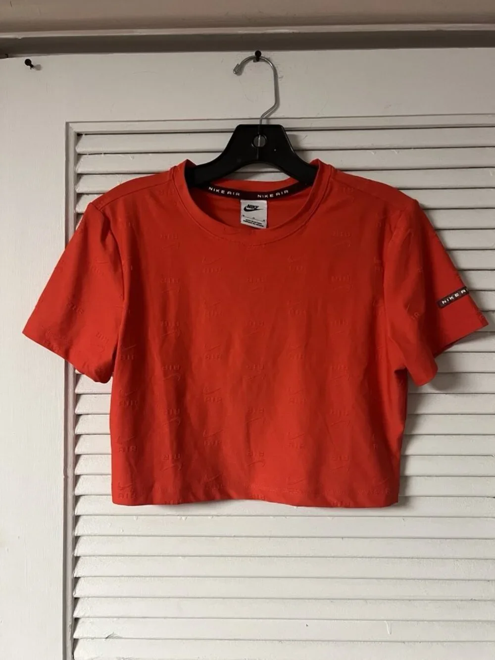 WOMEN'S NIKE T-SHIRT NSW AIR SS CROP TOP RED DV4368-696